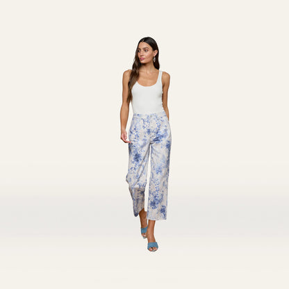 Ivory/Blue Watercolor Lace Paisley