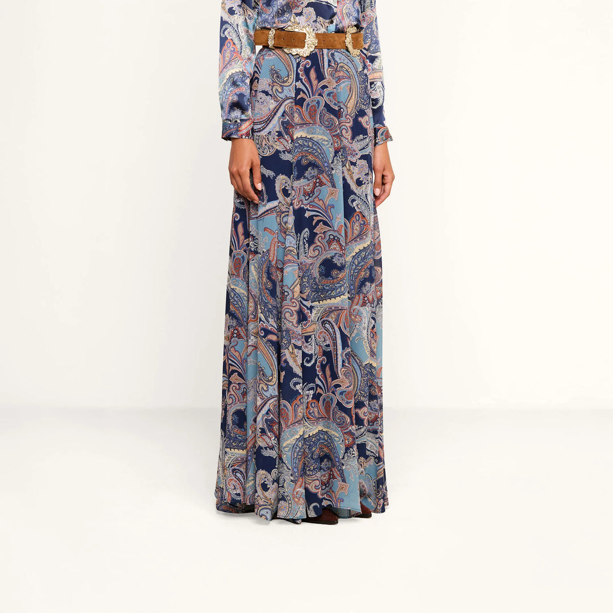 Midnight Multi Besarabian Paisley