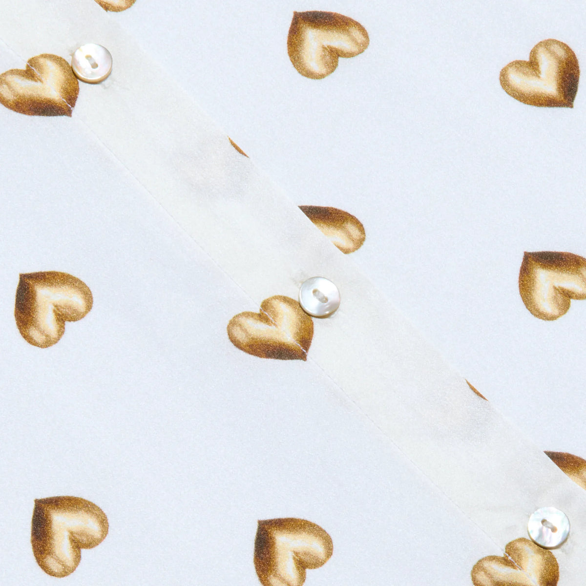 Vintage White/Gold Heart Stud