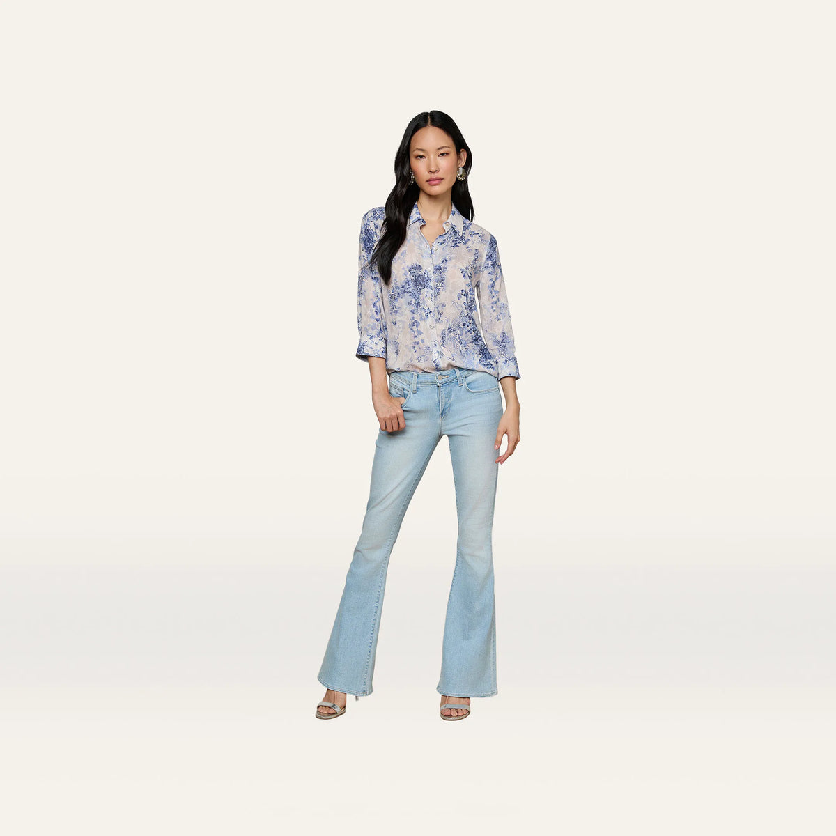 Ivory/Blue Watercolor Lace Paisley