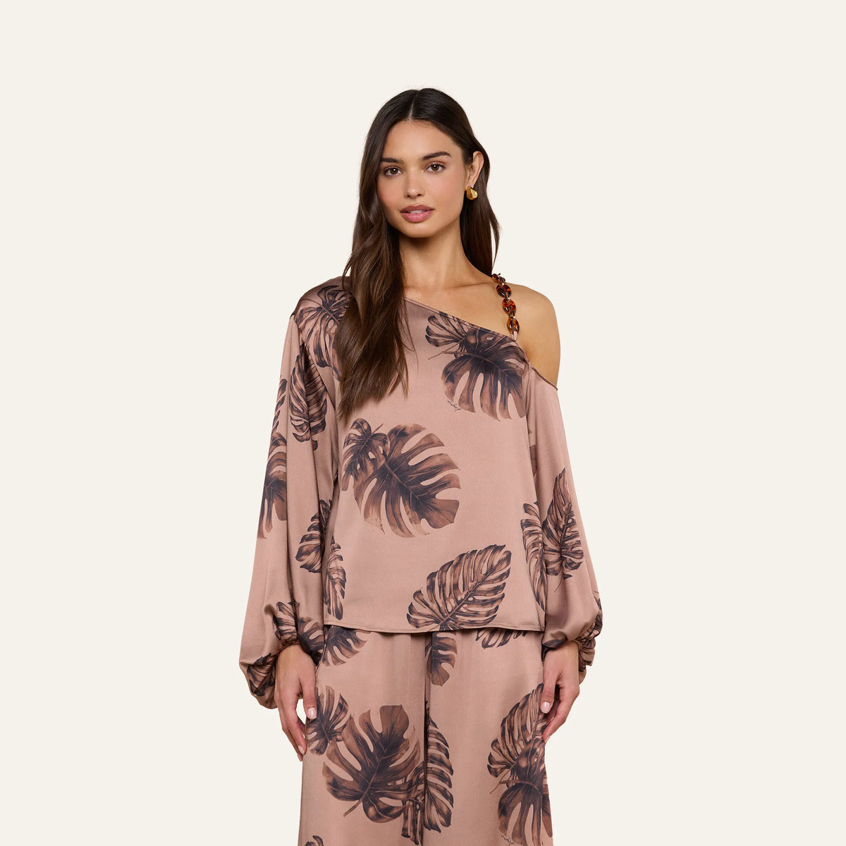 Hazelnut Multi Large Palm