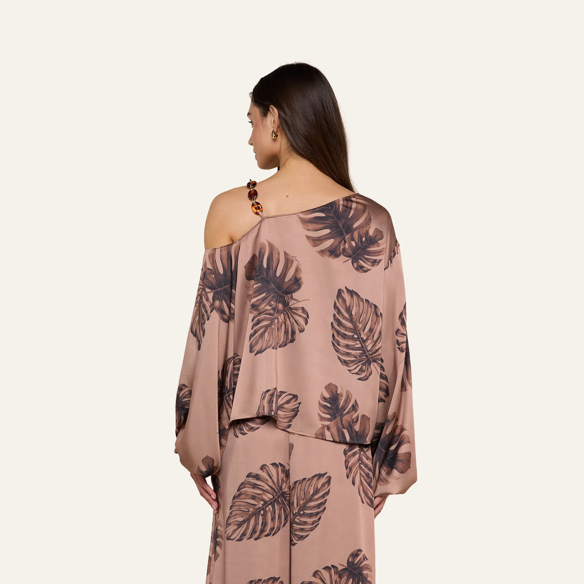Hazelnut Multi Large Palm