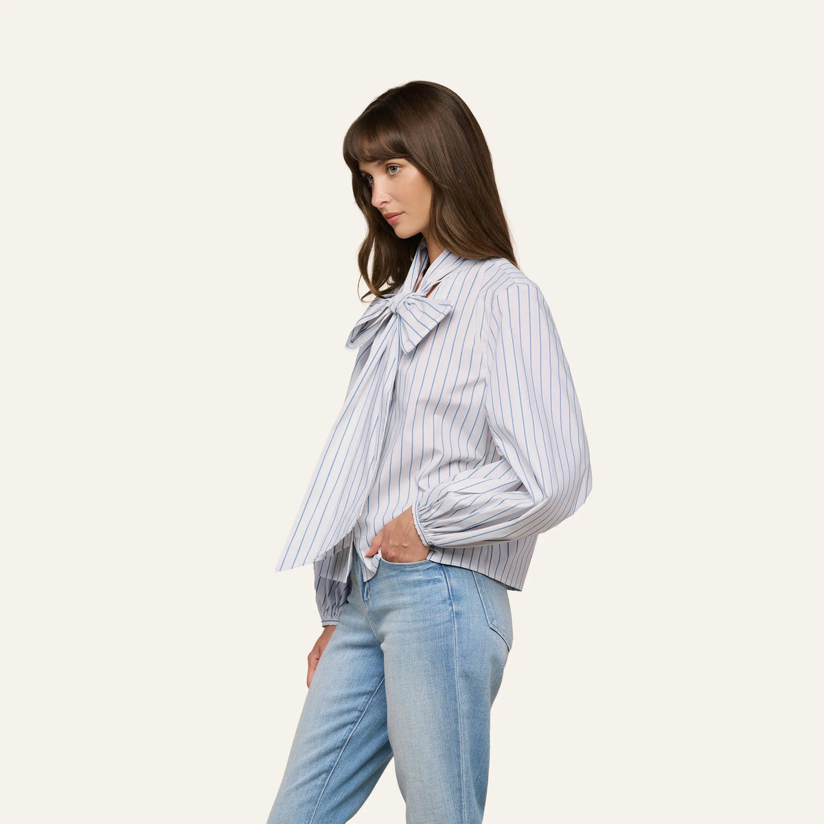 White/Thin Blue Mist Stripe