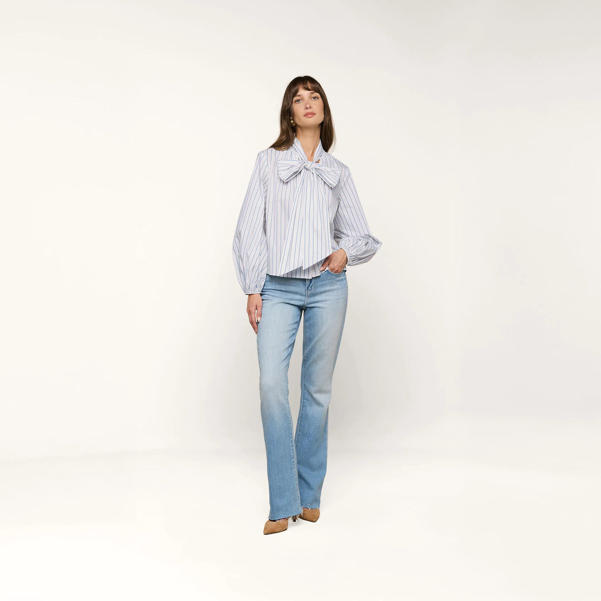 White/Thin Blue Mist Stripe