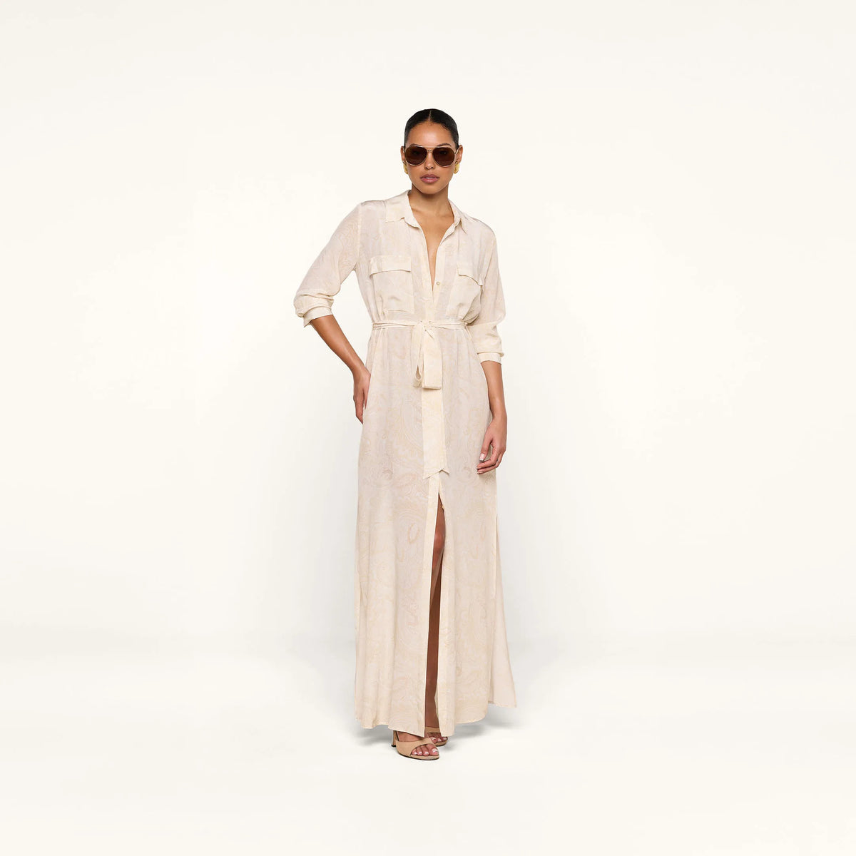 Vintage White Tonal Paisley
