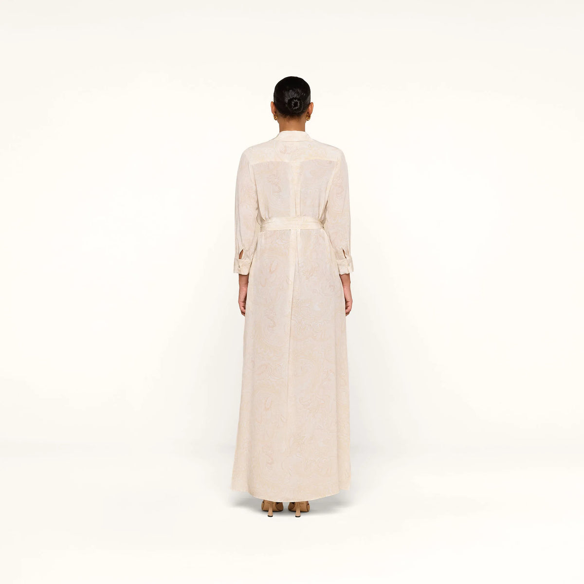 Vintage White Tonal Paisley
