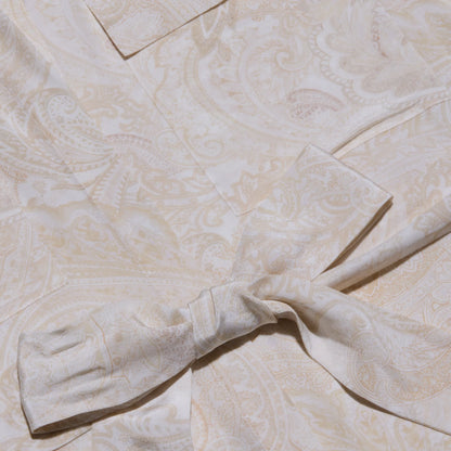 Vintage White Tonal Paisley
