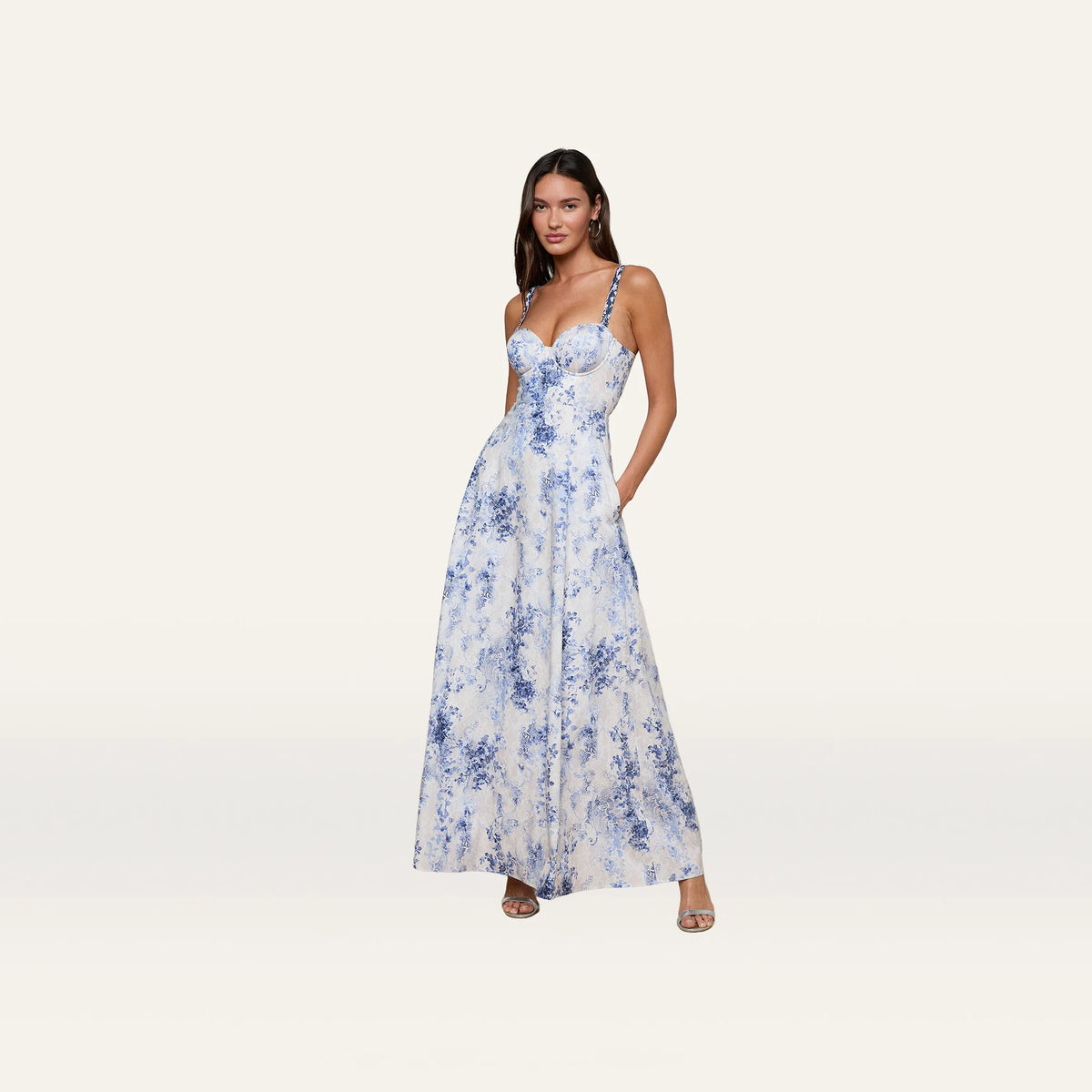 Ivory/Blue Watercolor Lace Paisley