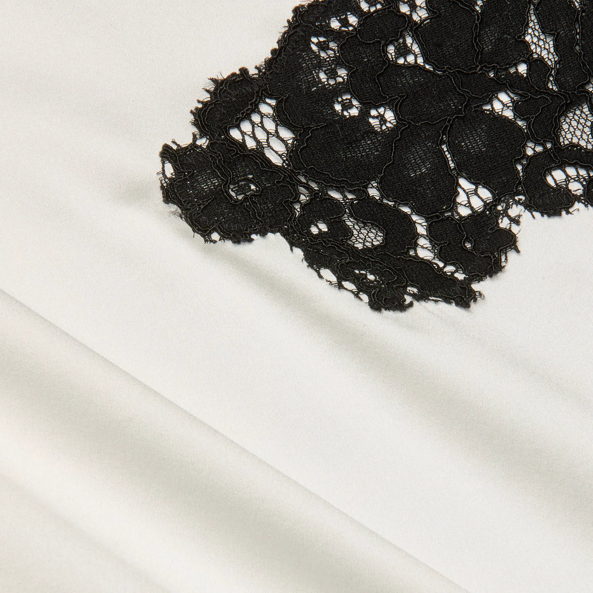Ivory/Black