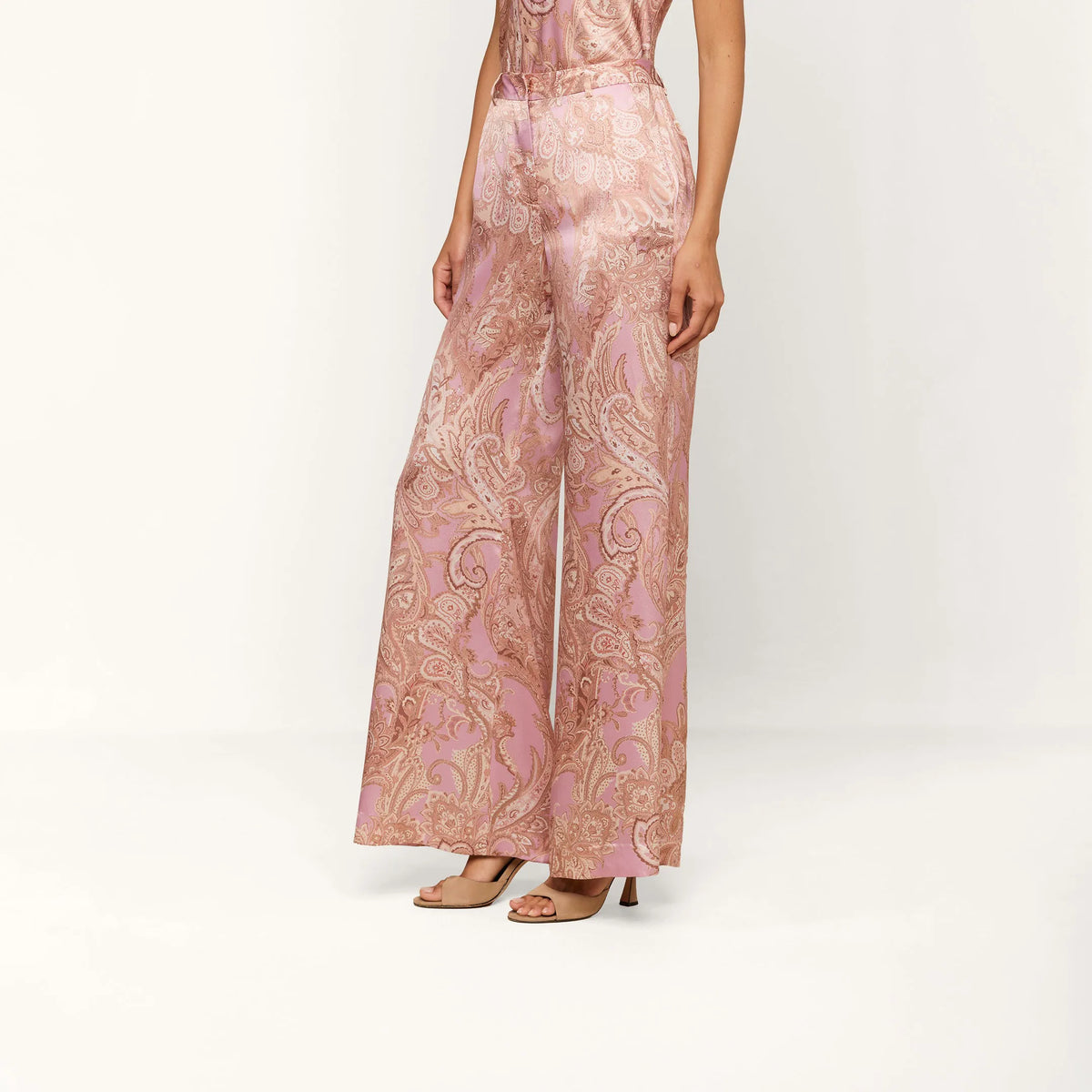Mauve Multi Traditional Paisley